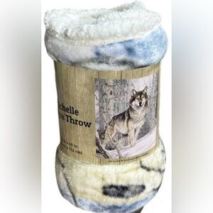 Gorgeous Wolf Sherpa Throw Blanket 50X60in NWT